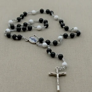 Chapelet de la vierge noire