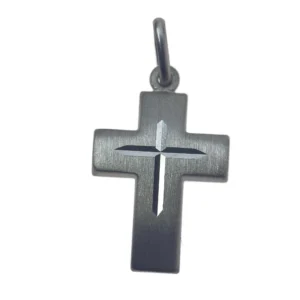 Croix en argent massif brossé avec croix polie en relief