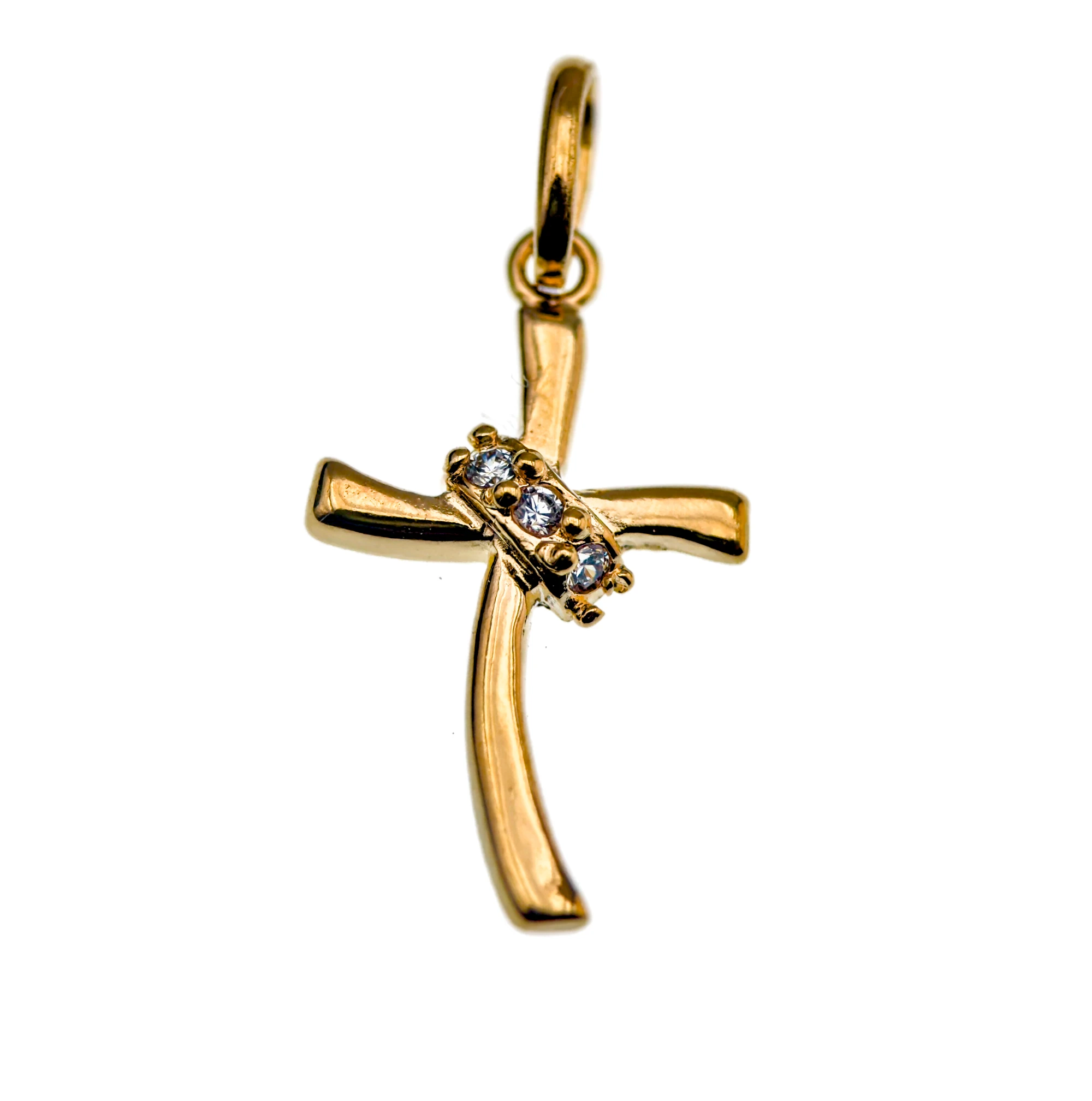 Croix stylisée plaqué or avec couronne sertie de pierres – pendentif religieux moderne