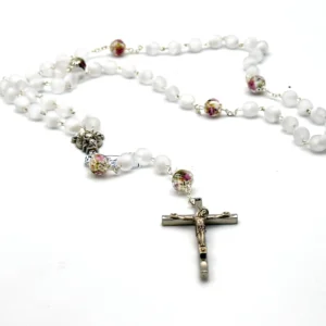 Chapelet perle de bohème blanche