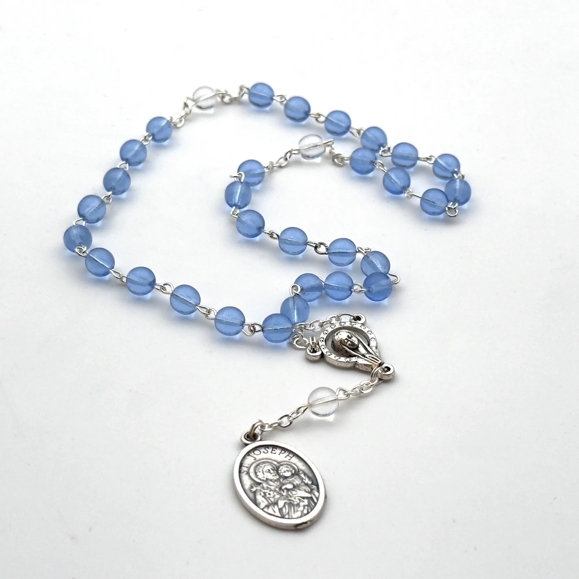 Chapelet de dévotion à St joseph, perles en plastique et métal argenté