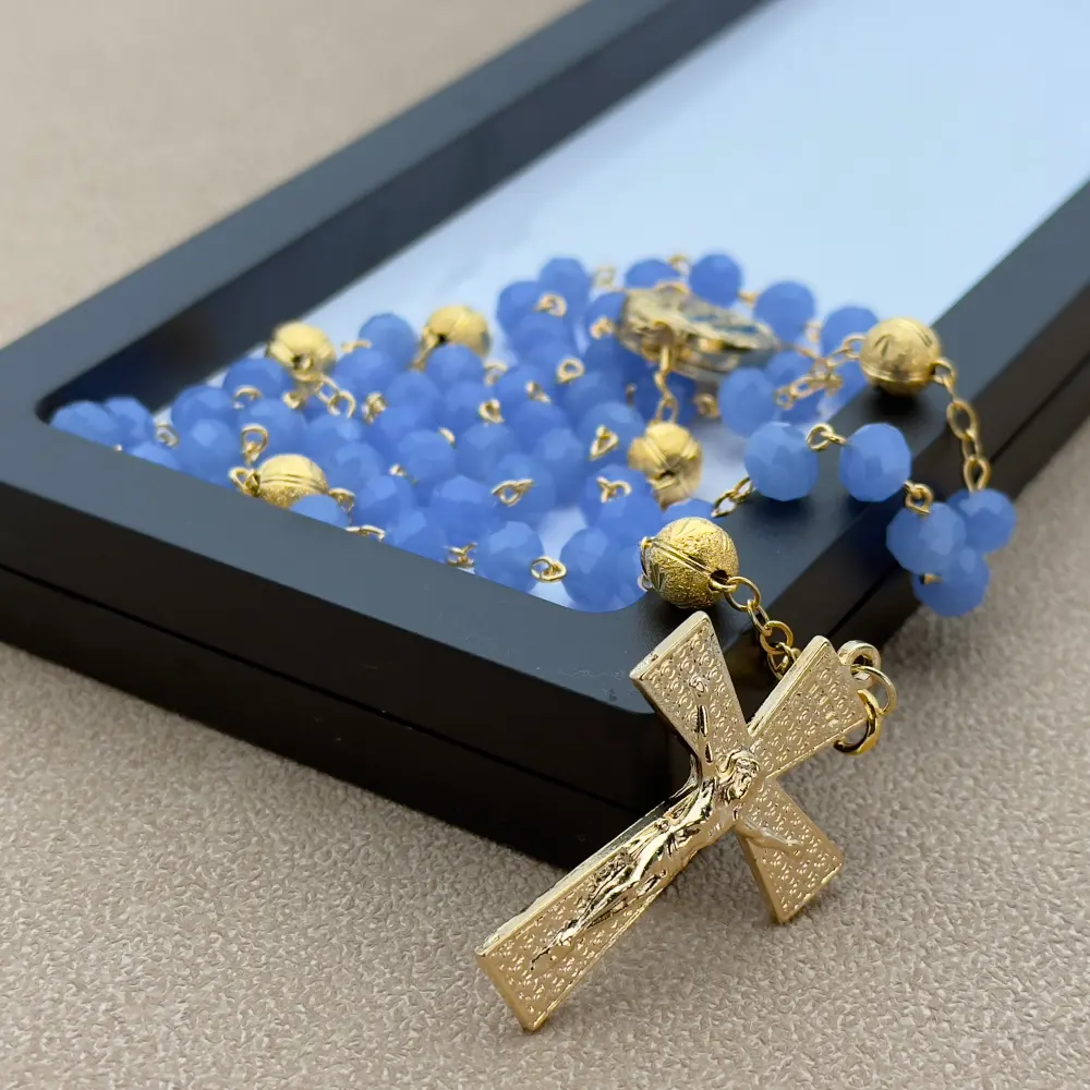 Chapelet de Lourdes bleu mat dans son coffret – Image 2