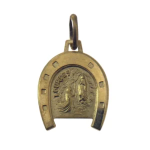 Pendentif plaqué or fer à cheval l'apparition de Lourdes