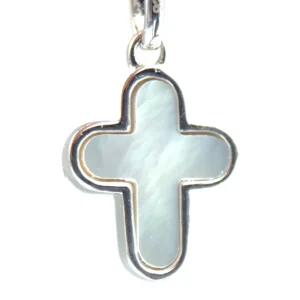 Petite Croix en nacre et argent 925 – 14 mm – Élégance et spiritualité