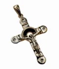 Crucifix en plaqué or