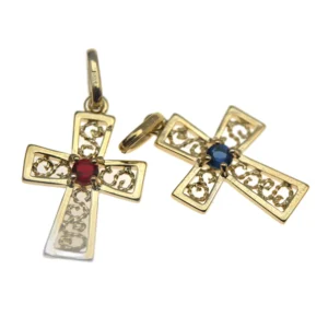 Croix plaqué or avec perle