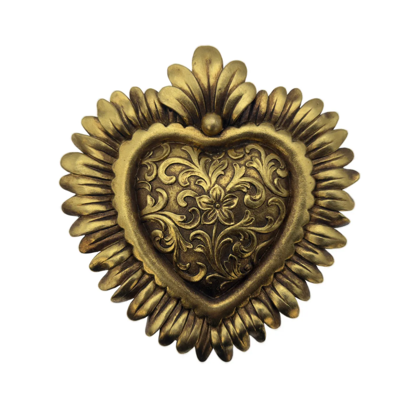 Cœur ex-voto doré rayonnant – motif floral gravé – 16 cm