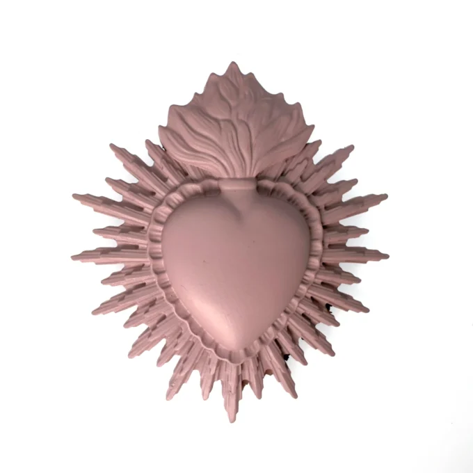 Petit Ex-Voto Coeur flamboyant rose terre - 8 cm