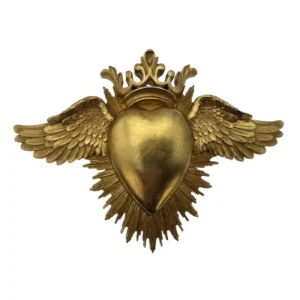 Cœur ex-voto ailé doré et couronné – symbole d’amour et de lumière – 24 cm
