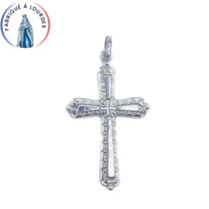 Croix Martelée en Argent 925 – 35 mm – Signe de Lumière et de Foi – Fabriquée à Lourdes