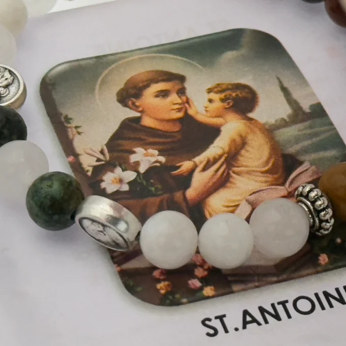Bracelet de saint Antoine de Padoue – perles naturelles et bois d’olivier
