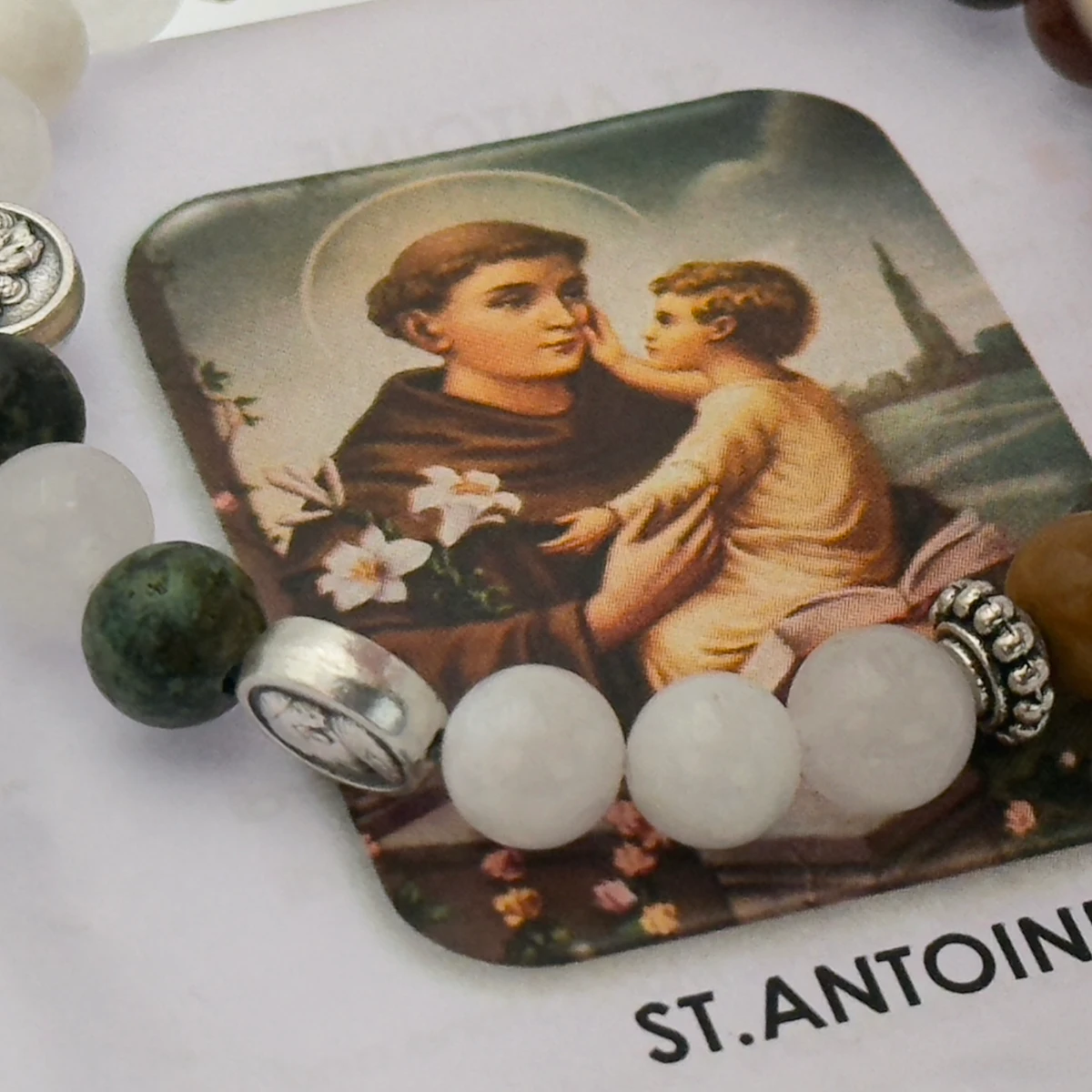 Bracelet de saint Antoine de Padoue – perles naturelles et bois d’olivier