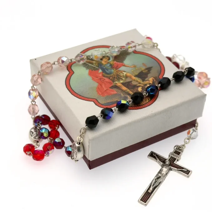 Chapelet Saint Michel Archange – perles multicolores en verre – croix argentée