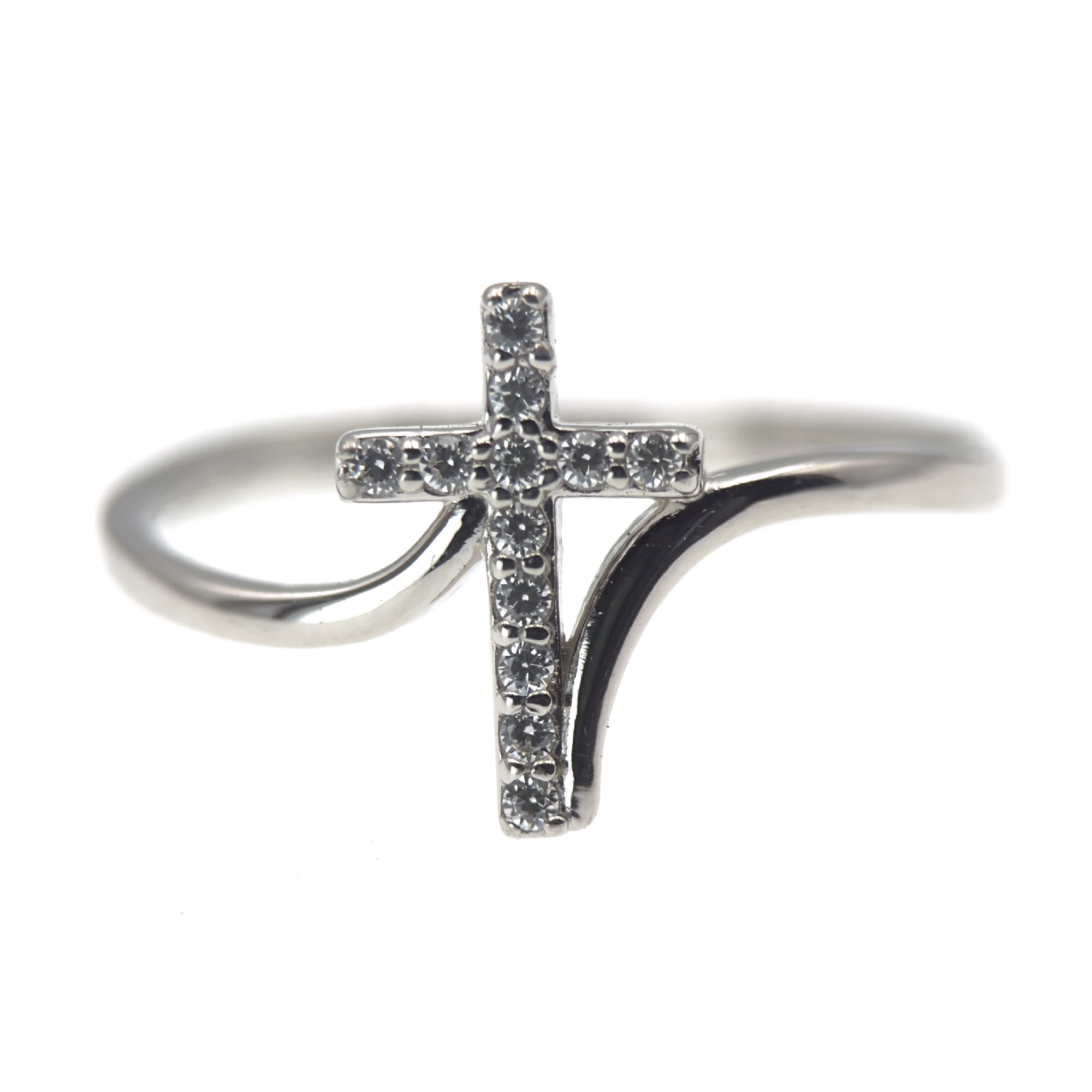 Bague croix moderne en argent sertie de zirconiums