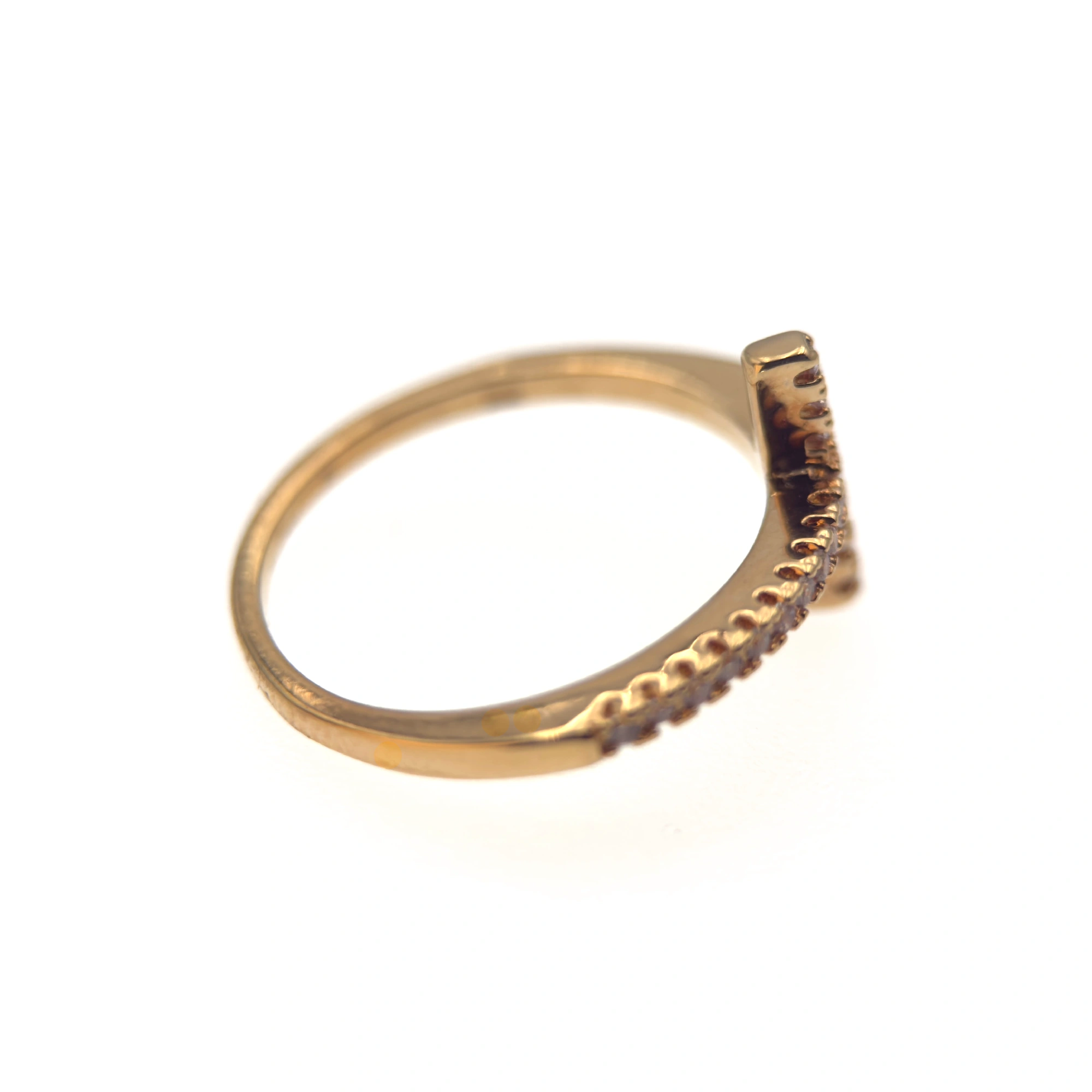 Bague Croix Éclatante en Plaqué Or 18K – Bras Sertis de Cristaux