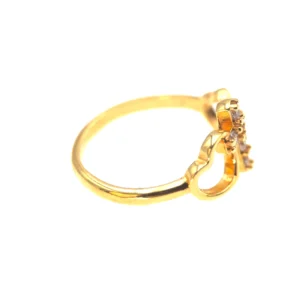 Bague croix et cœurs en plaqué or