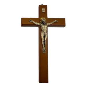 Crucifix mural en bois avec Christ argenté – 28 cm