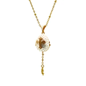 Collier Pendentif "Œuf Impérial" émaillé blanc et croix cristaux