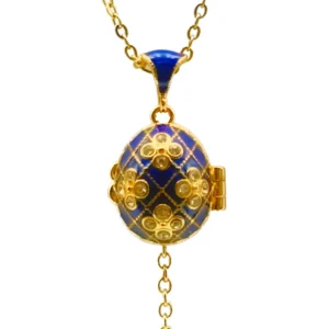 Collier Œuf Impérial ouvrant avec ange – émail bleu royal et dorure