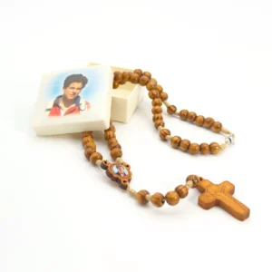 Chapelet en bois Carlo Acutis – avec reliquaire photo – étui inclus