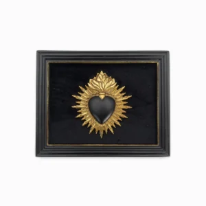 Décoration murale ex-voto cœur sacré – Élégance et spiritualité