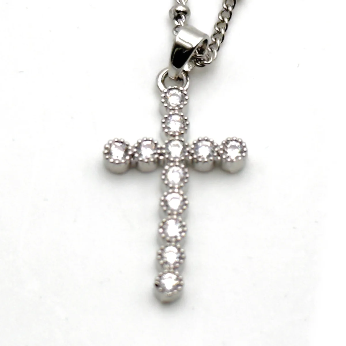 Collier Croix Serti Clos Pierres Rondes - Collection ORA - Acier Inox (4 Variations) – Image 6