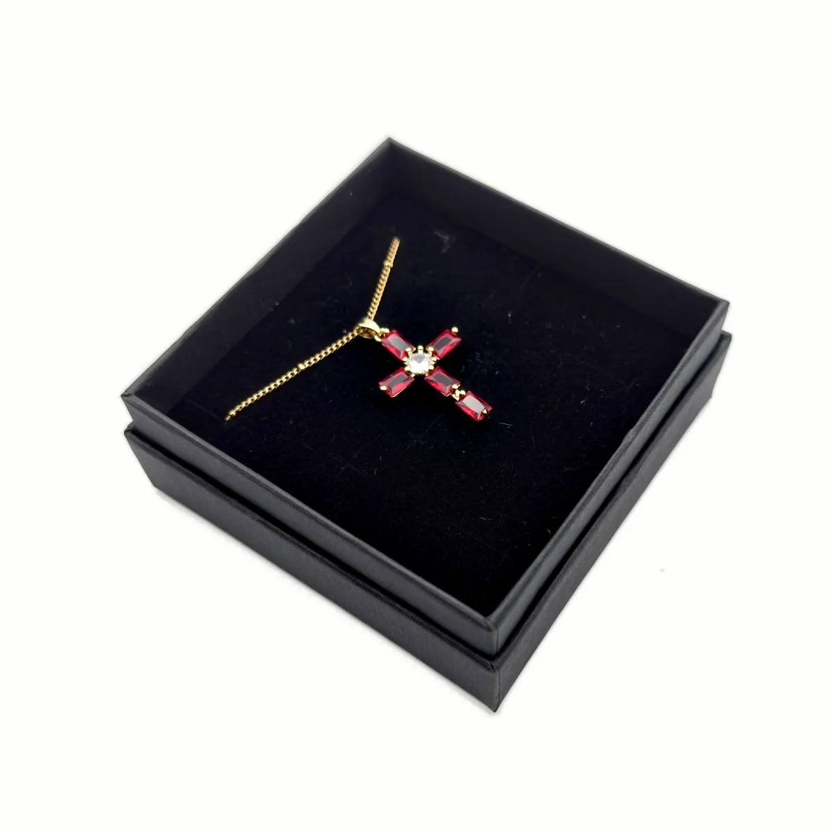 Collier Croix Serti de Pierres Rectangulaires - Collection ORA - Acier Doré (6 Couleurs) – Image 7