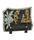 Grande plaque funéraire Notre-Dame de Lourdes et rose en granit et bronze – 25 x 20 cm